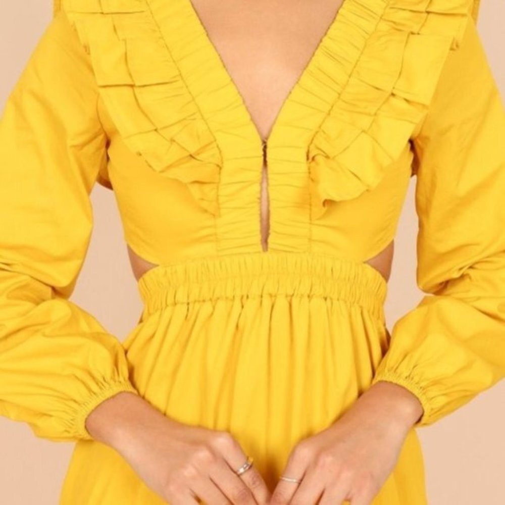 NEW Petal & Pup Mariga Long Sleeve Frill Shoulder Midi Dress in Marigold Size M - Picture 2 of 12